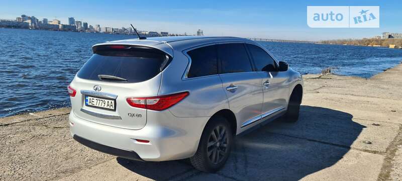Внедорожник / Кроссовер Infiniti QX60 2015 в Днепре