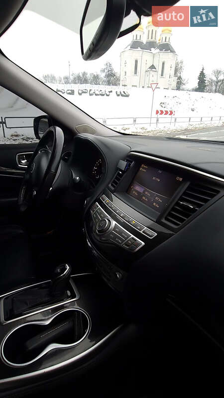 Позашляховик / Кросовер Infiniti QX60 2016 в Чернігові