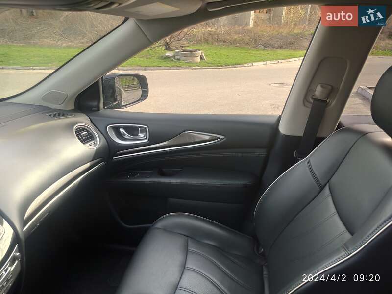 Внедорожник / Кроссовер Infiniti QX60 2019 в Киеве