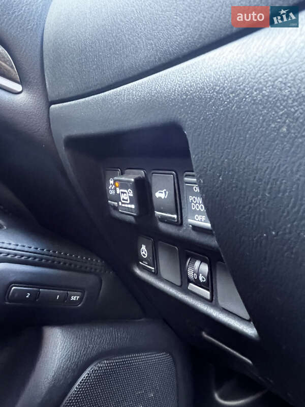 Внедорожник / Кроссовер Infiniti QX60 2015 в Василькове