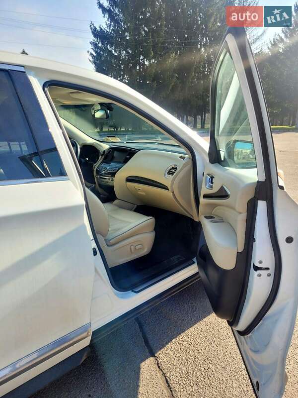 Внедорожник / Кроссовер Infiniti QX60 2016 в Ровно