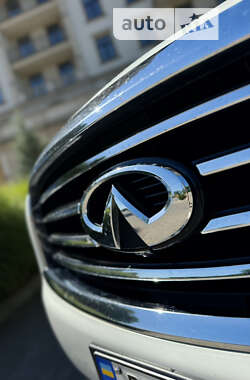 Внедорожник / Кроссовер Infiniti QX60 2013 в Одессе