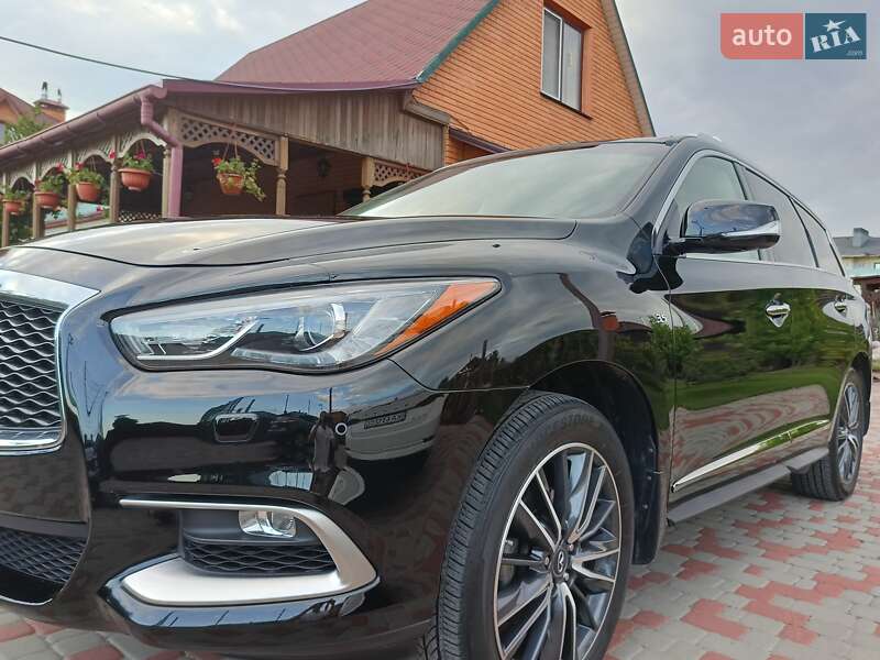 Позашляховик / Кросовер Infiniti QX60 2016 в Києві