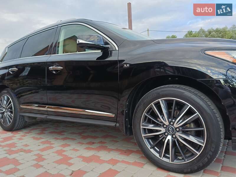 Позашляховик / Кросовер Infiniti QX60 2016 в Києві