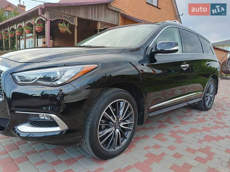 Позашляховик / Кросовер Infiniti QX60 2016 в Києві