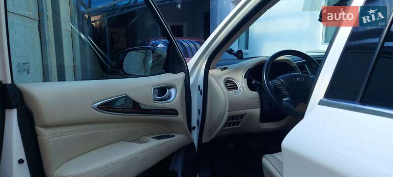 Внедорожник / Кроссовер Infiniti QX60 2017 в Александрие