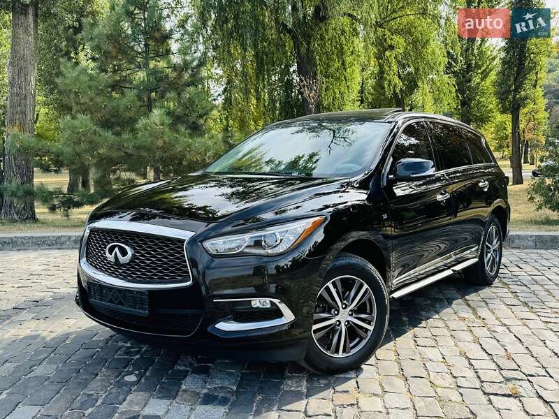 Внедорожник / Кроссовер Infiniti QX60 2017 в Киеве