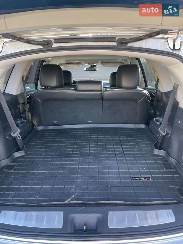 Внедорожник / Кроссовер Infiniti QX60 2017 в Черкассах