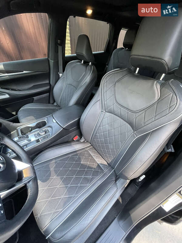 Внедорожник / Кроссовер Infiniti QX60 2022 в Полтаве