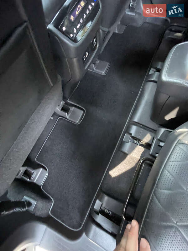 Внедорожник / Кроссовер Infiniti QX60 2022 в Полтаве