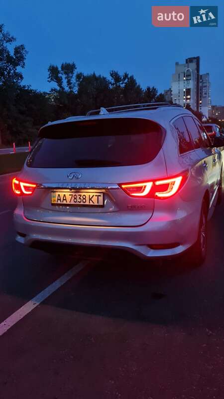 Внедорожник / Кроссовер Infiniti QX60 2016 в Киеве