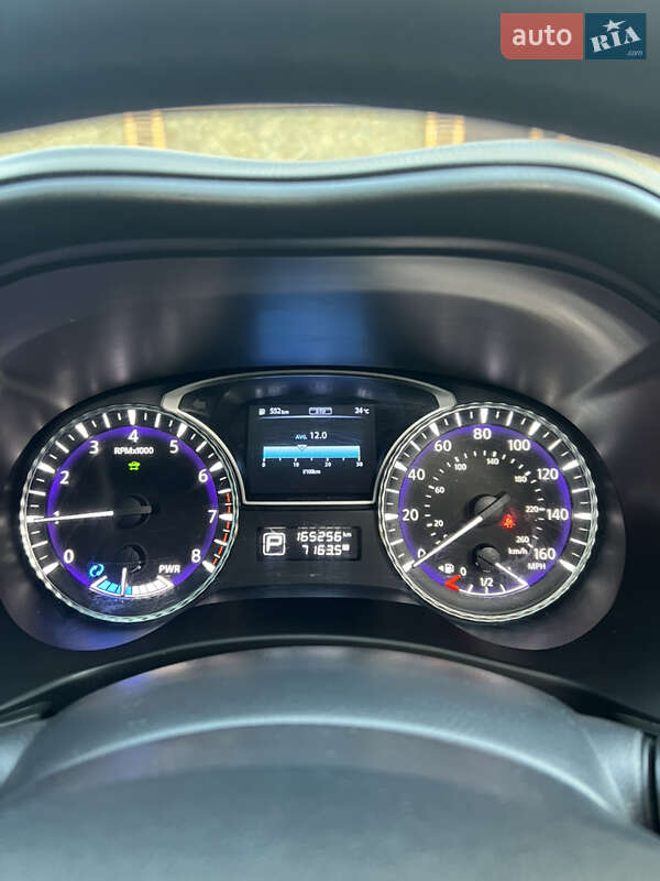 Позашляховик / Кросовер Infiniti QX60 2013 в Чернігові