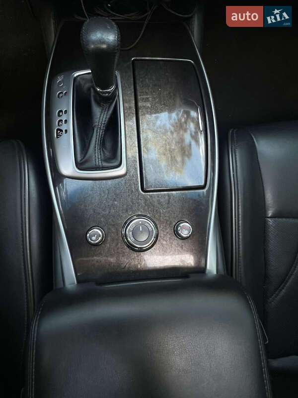 Позашляховик / Кросовер Infiniti QX60 2013 в Чернігові