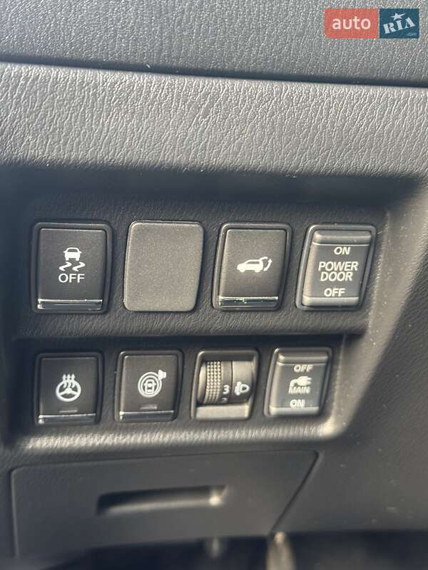 Позашляховик / Кросовер Infiniti QX60 2016 в Києві