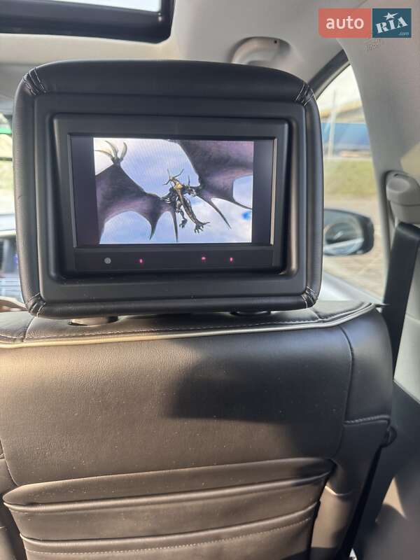 Позашляховик / Кросовер Infiniti QX60 2016 в Києві