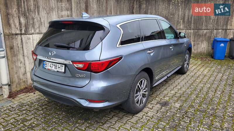Позашляховик / Кросовер Infiniti QX60 2016 в Полтаві
