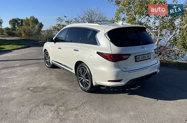 Позашляховик / Кросовер Infiniti QX60 2017 в Дніпрі