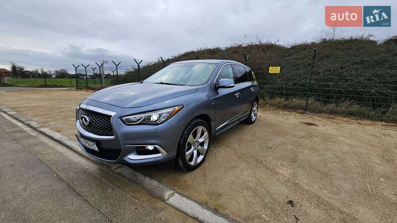 Позашляховик / Кросовер Infiniti QX60 2016 в Полтаві