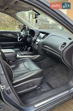 Внедорожник / Кроссовер Infiniti QX60 2016 в 