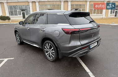 Позашляховик / Кросовер Infiniti QX60 2022 в 