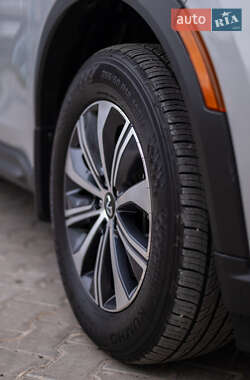 Позашляховик / Кросовер Infiniti QX60 2023 в 