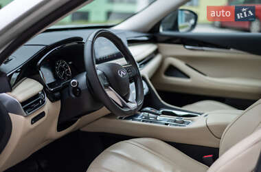 Позашляховик / Кросовер Infiniti QX60 2023 в 