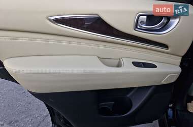 Внедорожник / Кроссовер Infiniti QX60 2016 в Николаеве