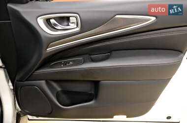 Позашляховик / Кросовер Infiniti QX60 2019 в 
