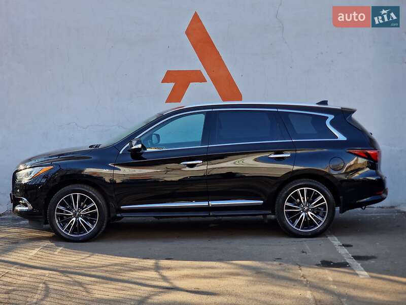 Внедорожник / Кроссовер Infiniti QX60 2018 в Одессе