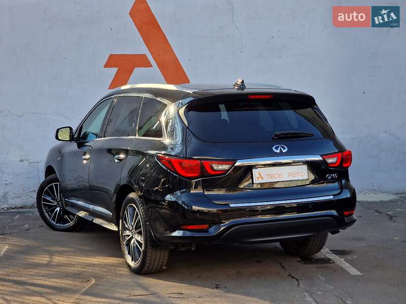 Внедорожник / Кроссовер Infiniti QX60 2018 в Одессе