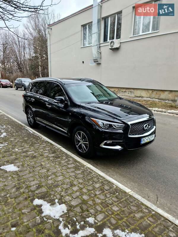 Внедорожник / Кроссовер Infiniti QX60 2016 в Трускавце