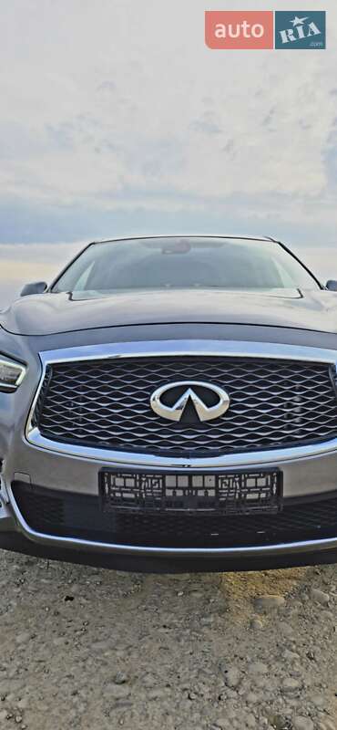 Внедорожник / Кроссовер Infiniti QX60 2019 в Калуше