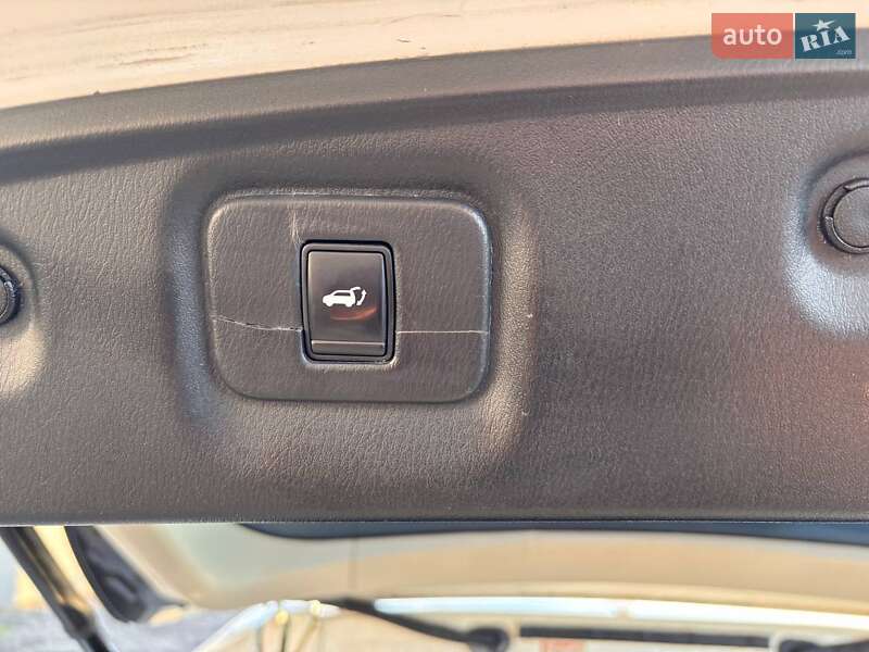 Внедорожник / Кроссовер Infiniti QX60 2014 в Львове