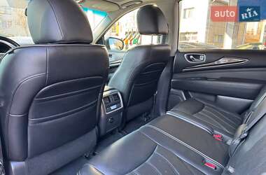 Внедорожник / Кроссовер Infiniti QX60 2015 в 