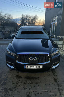 Внедорожник / Кроссовер Infiniti QX60 2017 в 