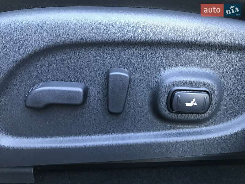 Внедорожник / Кроссовер Infiniti QX60 2013 в Киеве