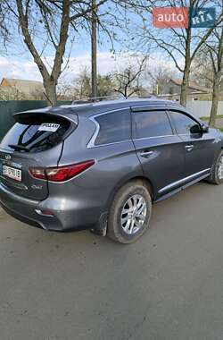 Внедорожник / Кроссовер Infiniti QX60 2015 в 