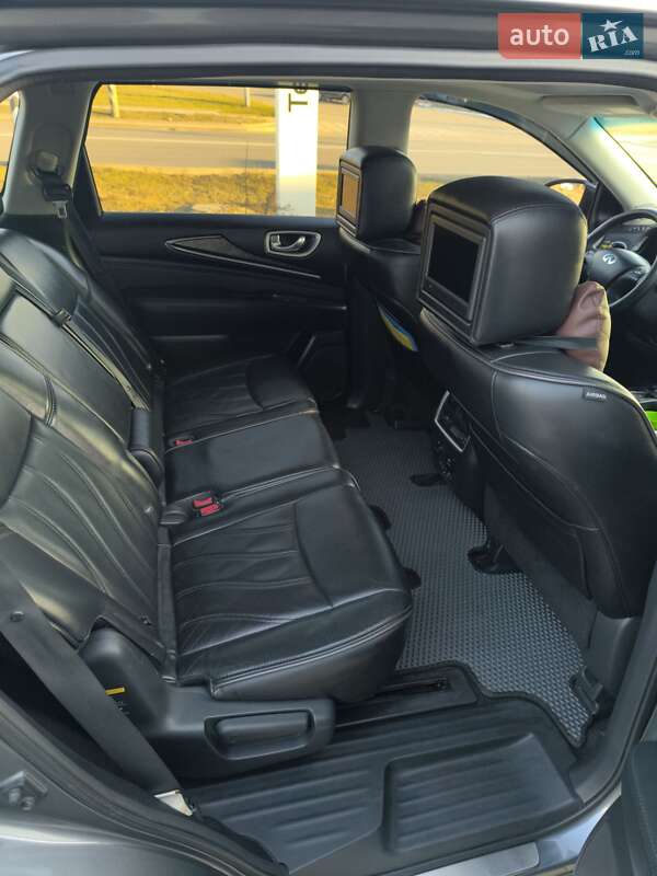 Позашляховик / Кросовер Infiniti QX60 2015 в Новомосковську