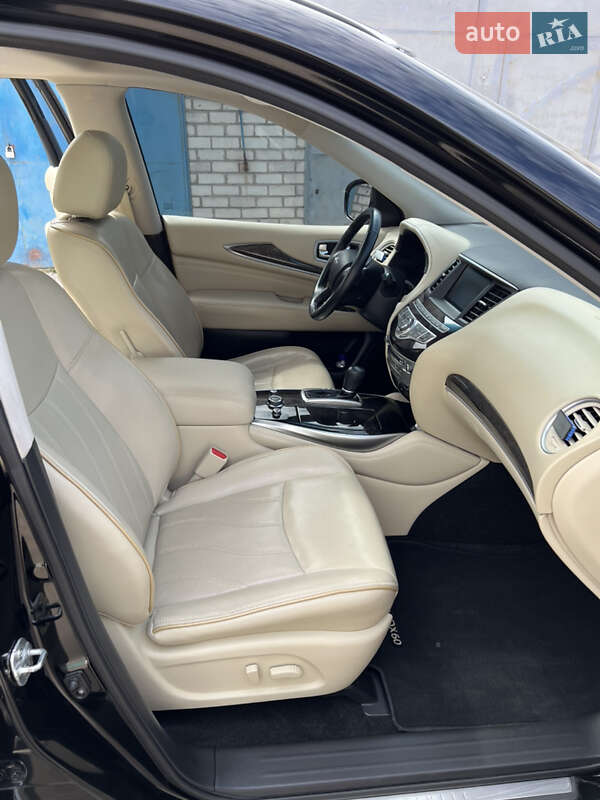 Позашляховик / Кросовер Infiniti QX60 2015 в Харкові