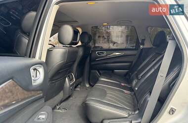 Внедорожник / Кроссовер Infiniti QX60 2015 в 