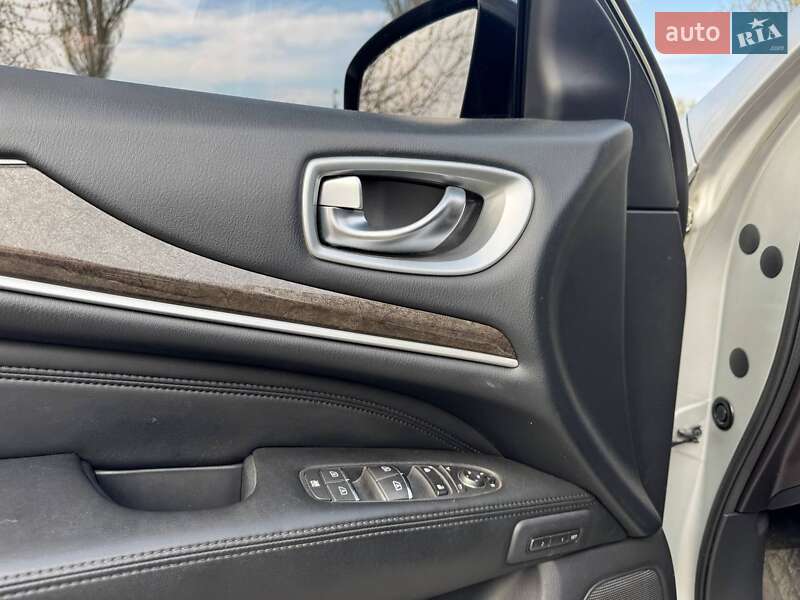 Внедорожник / Кроссовер Infiniti QX60 2015 в Днепре