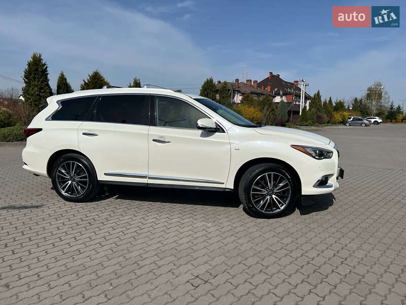 Внедорожник / Кроссовер Infiniti QX60 2019 в Львове