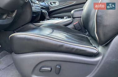 Внедорожник / Кроссовер Infiniti QX60 2016 в 