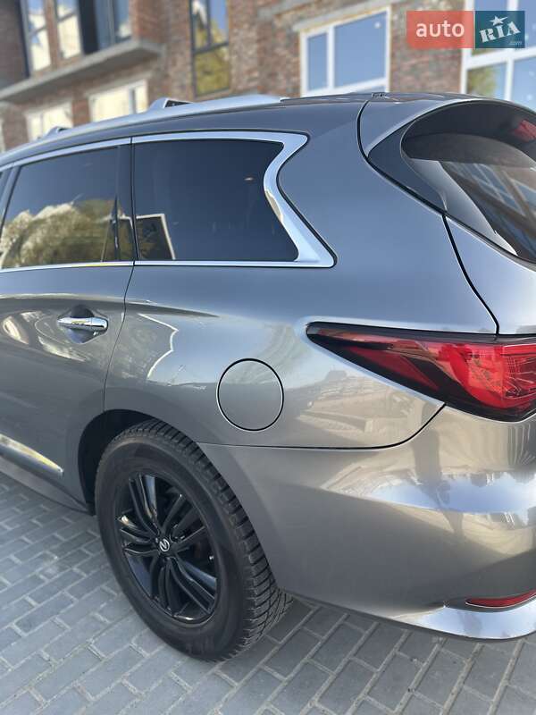 Внедорожник / Кроссовер Infiniti QX60 2017 в Киеве