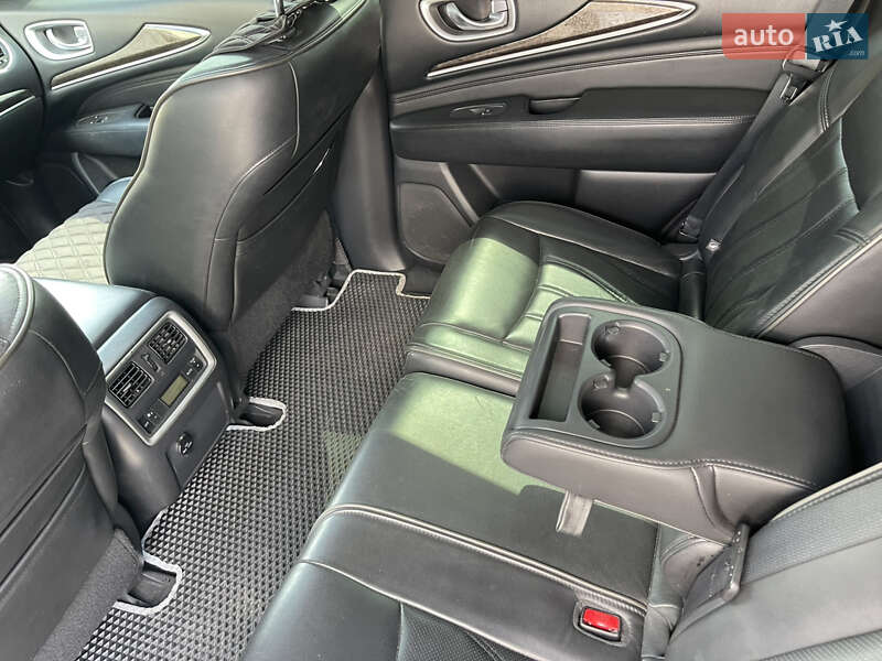 Внедорожник / Кроссовер Infiniti QX60 2015 в Житомире