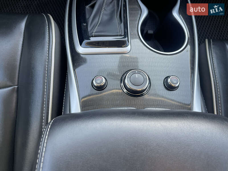 Внедорожник / Кроссовер Infiniti QX60 2018 в Одессе