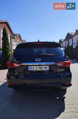 Внедорожник / Кроссовер Infiniti QX60 2016 в Хмельницком