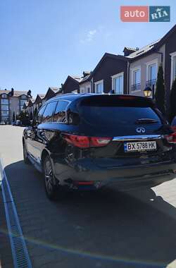 Внедорожник / Кроссовер Infiniti QX60 2016 в 