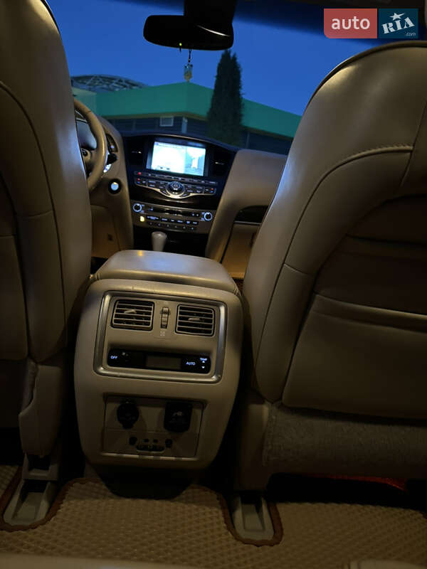 Внедорожник / Кроссовер Infiniti QX60 2014 в Кропивницком