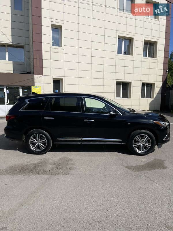 Внедорожник / Кроссовер Infiniti QX60 2019 в Харькове